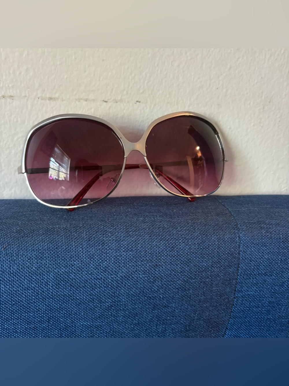 Oversized Women's Sunglasses in Purple